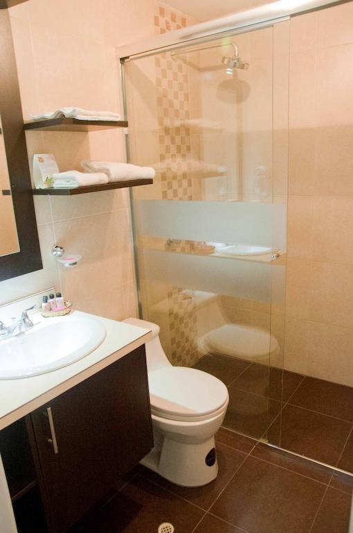 Aparthotel Walther Quito Zewnętrze zdjęcie